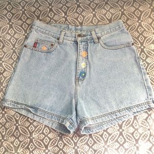 Vintage Lei Embroidered Shorts